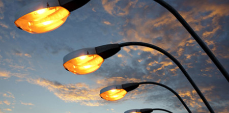 Progetto LUMIÈRE, si risparmiano 500 milioni per l’illuminazione pubblica